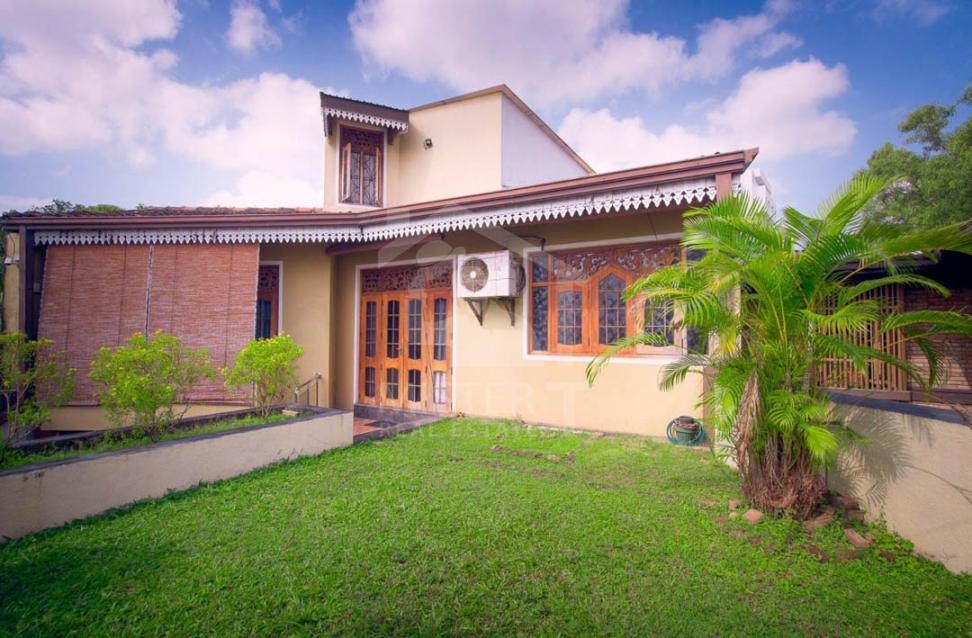 House for Rent in Colombo 08- image 1