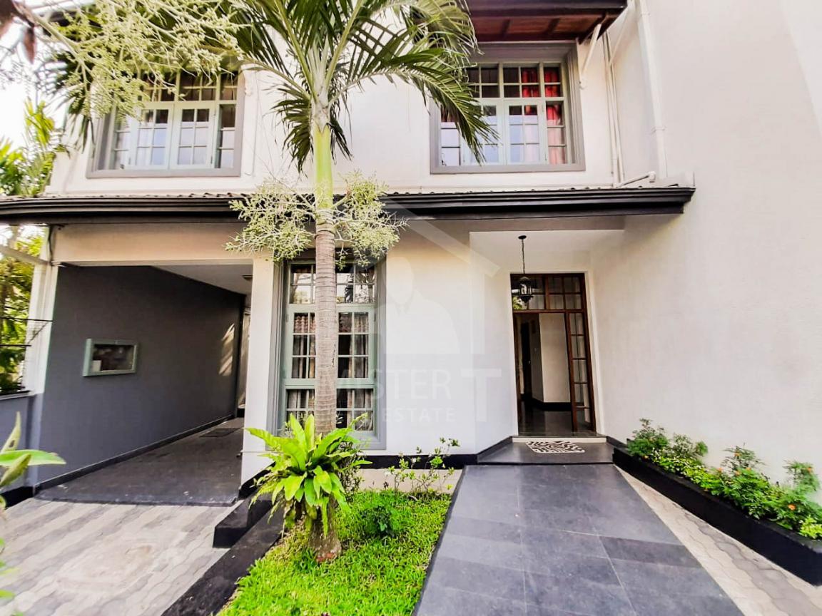 House for Rent in Colombo 05- image 1