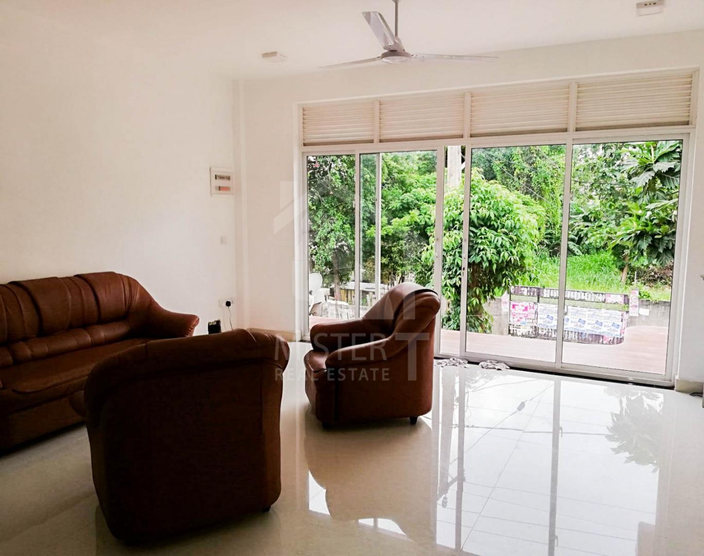 House for Rent in Colombo - image 1