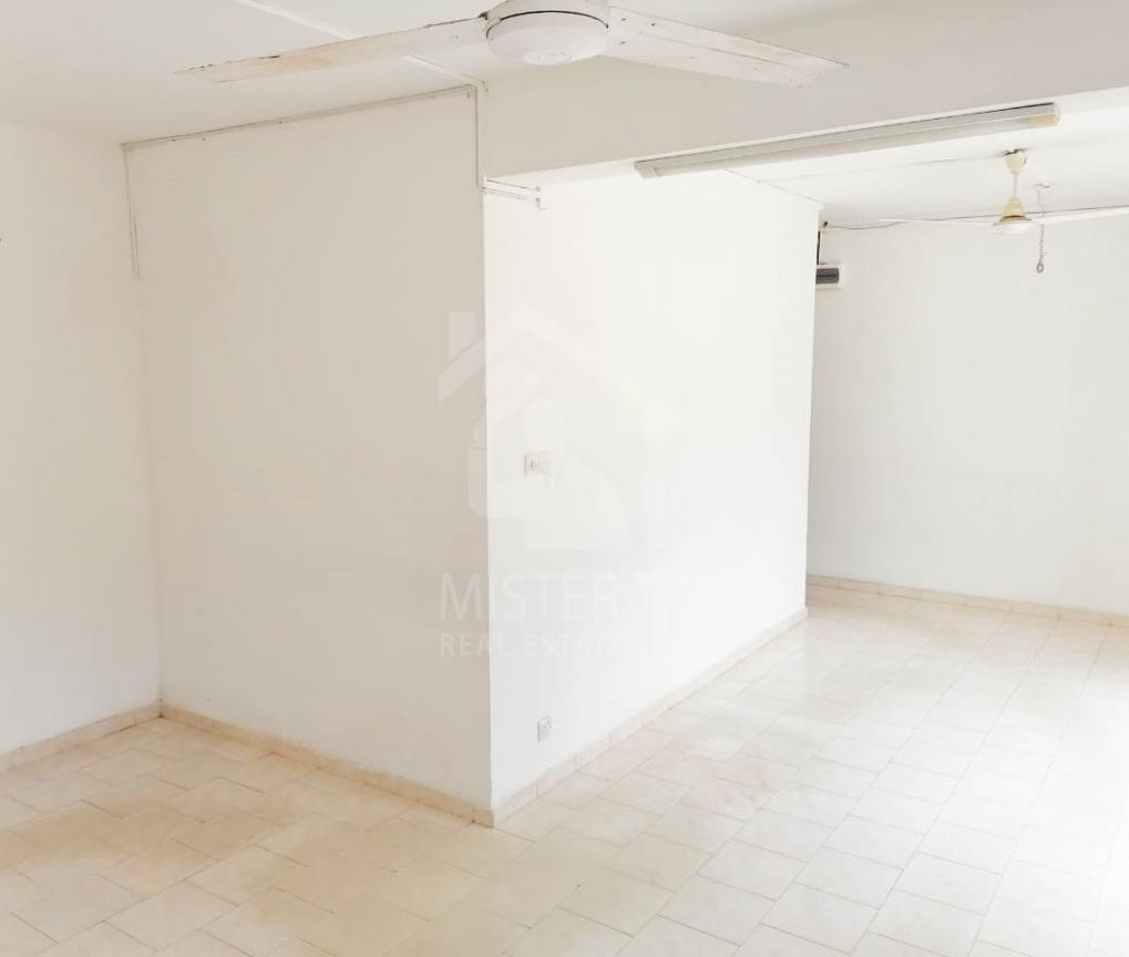 Commercial Property for Rent in Colombo - image 1