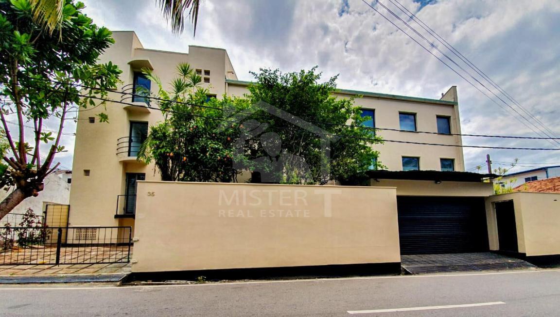 Commercial Property for Rent in Colombo - image 1