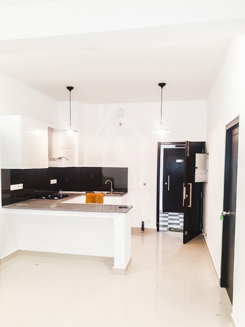 Apartment for Rent in Colombo 08- image 2