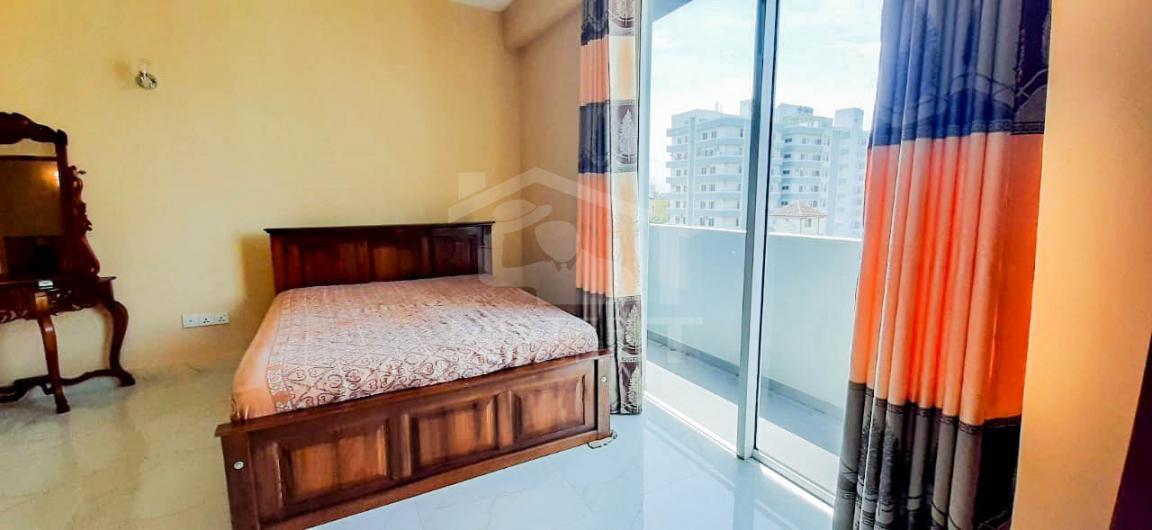 Apartment for Rent in Colombo 06- image 2