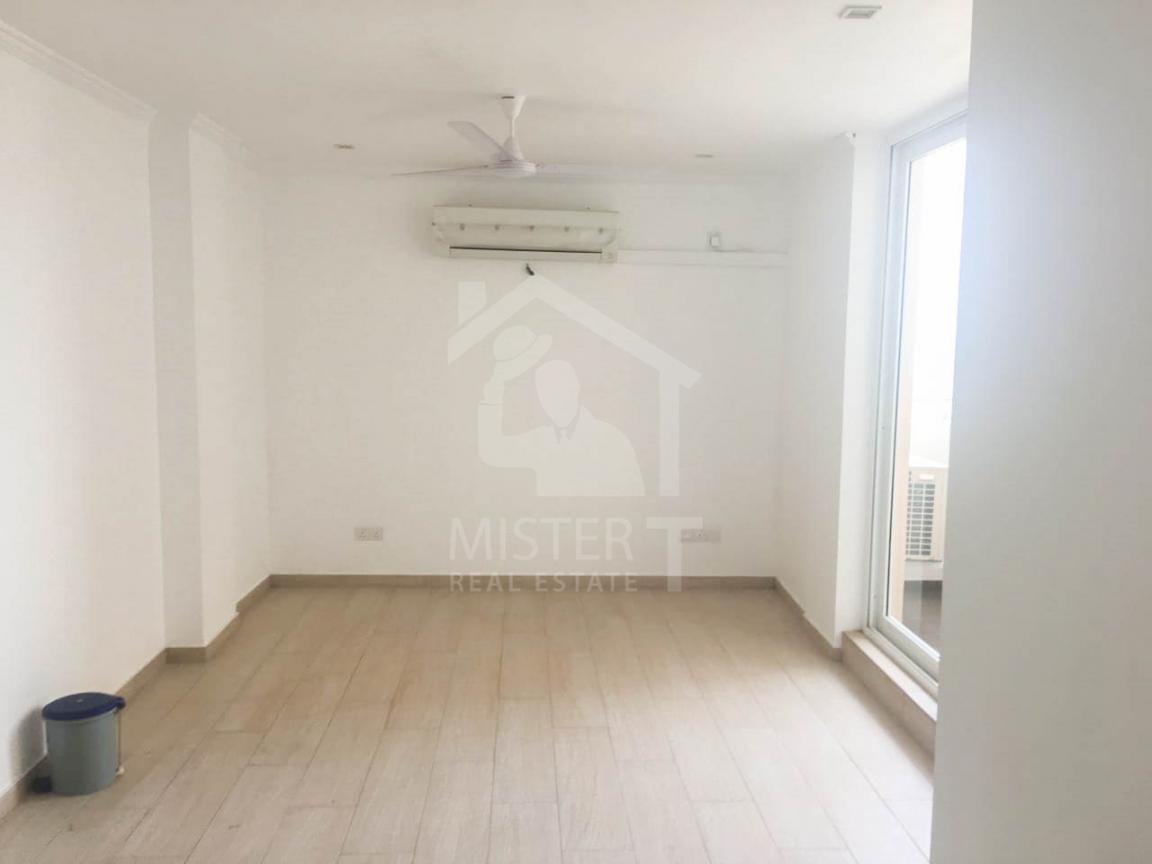 Apartment for Rent at Alexandria Homes- image 2