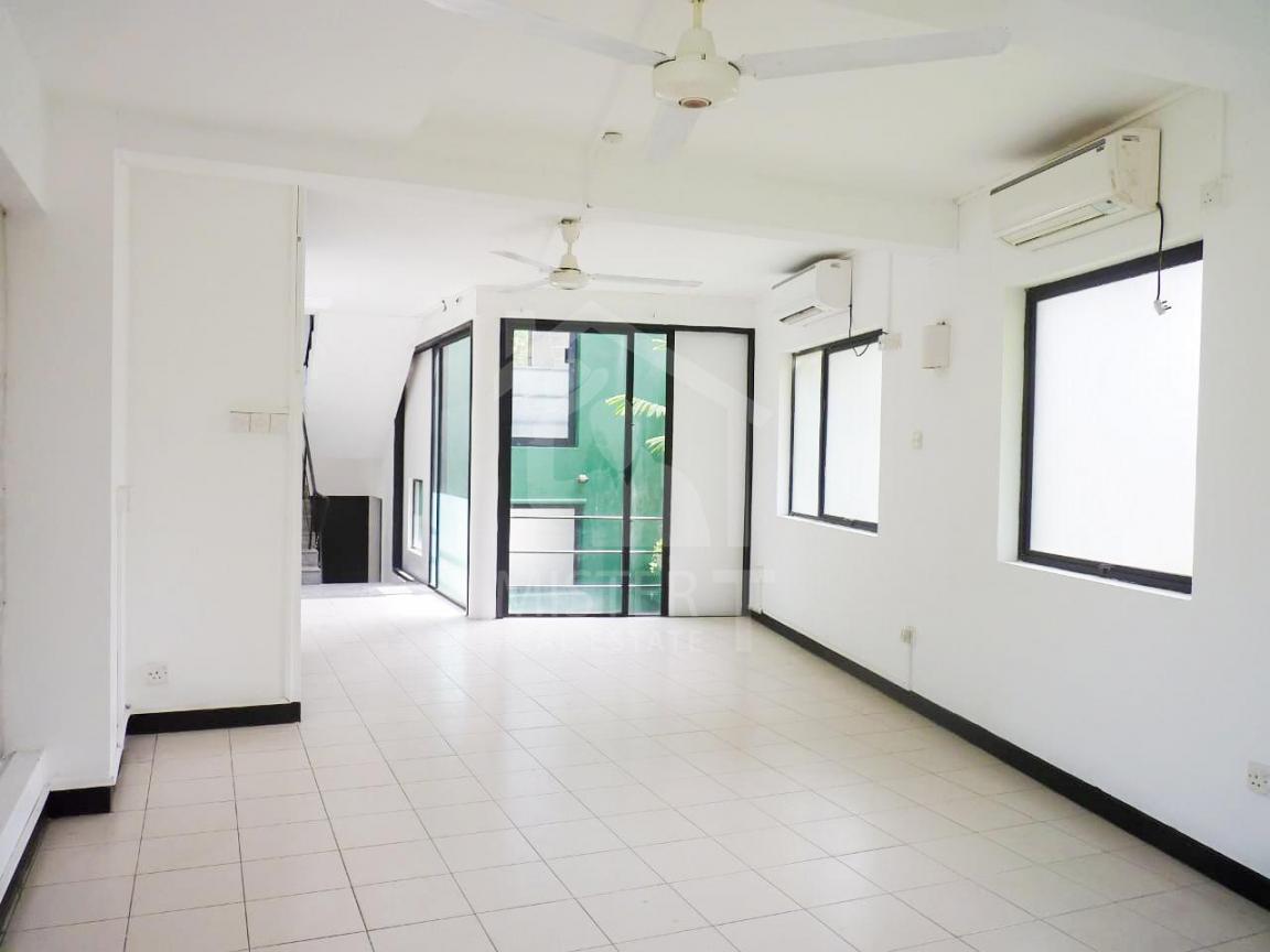 Commercial Property for Rent in Colombo - image 2