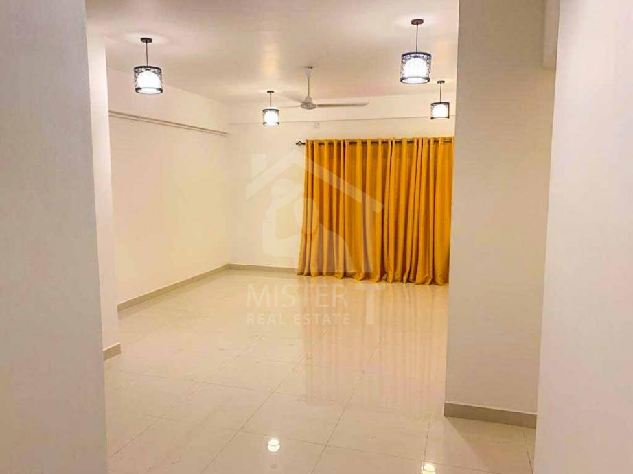  Apartment for Rent in Thalawathugoda - image 2