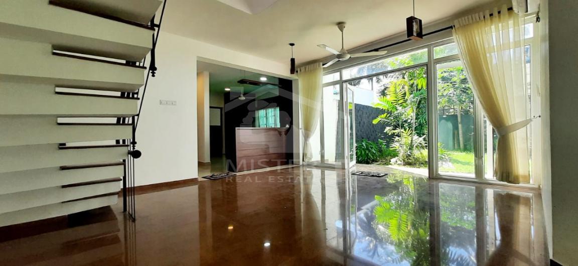 Commercial Property for Rent in Colombo 07.- image 2