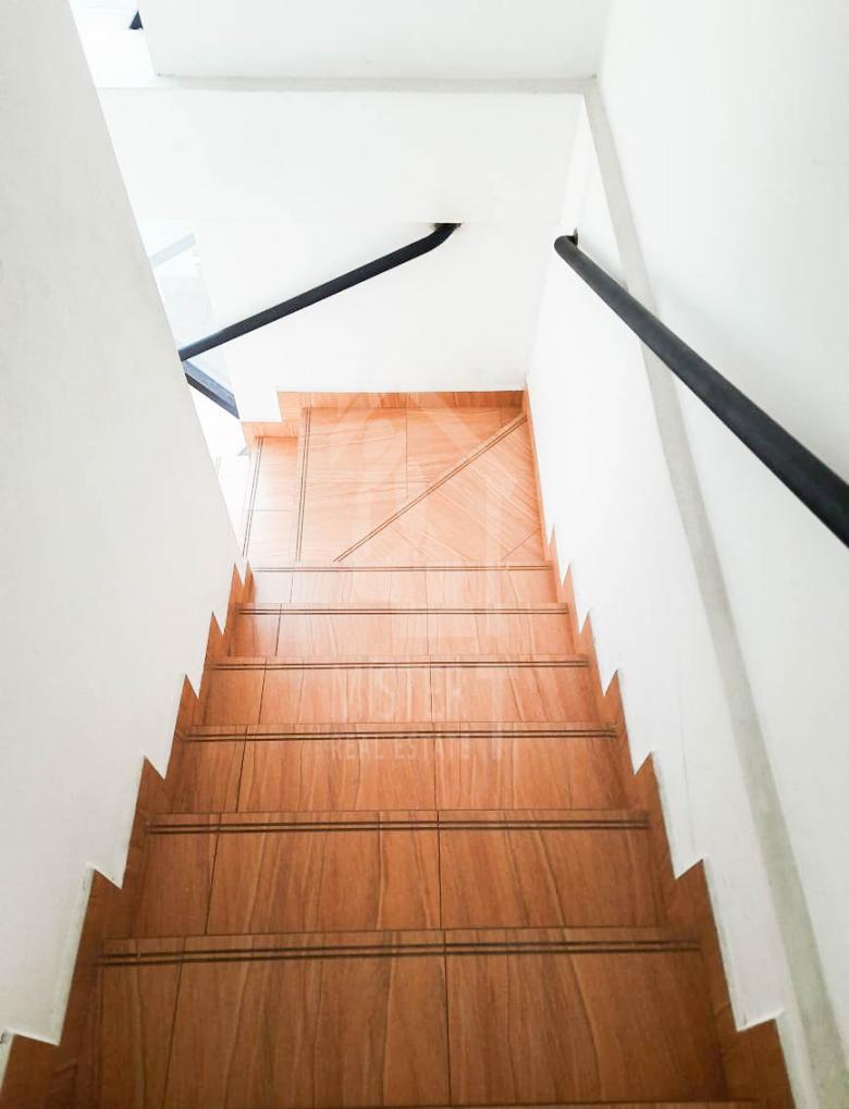 Commercial Property for Rent in Colombo- image 4