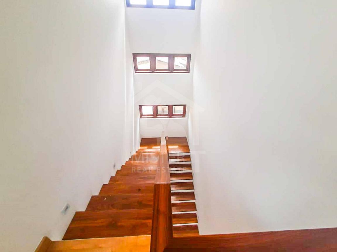 Commercial Property for Rent in Nawala - image 4