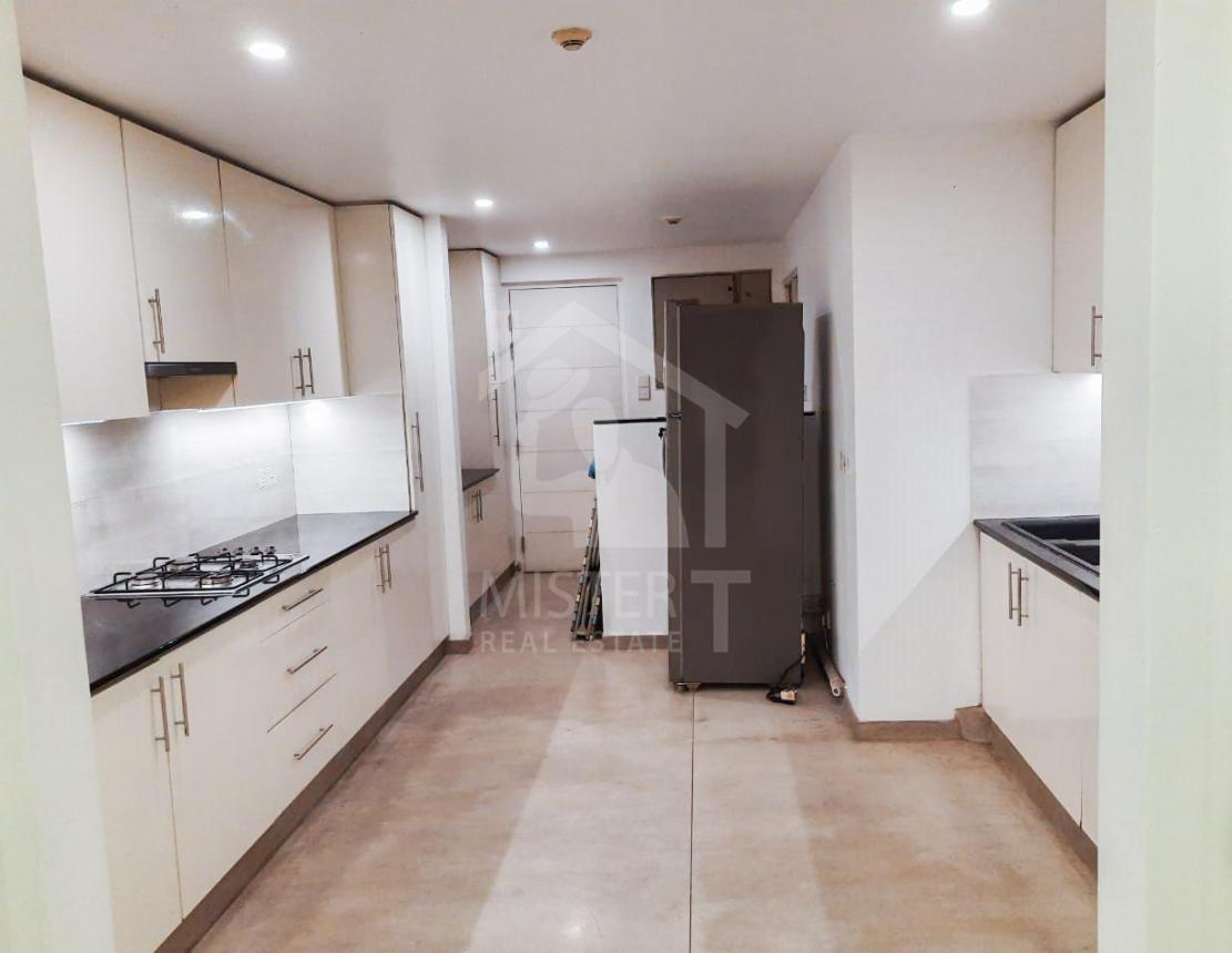 Apartment for Rent at Fairway Waterfront- image 5