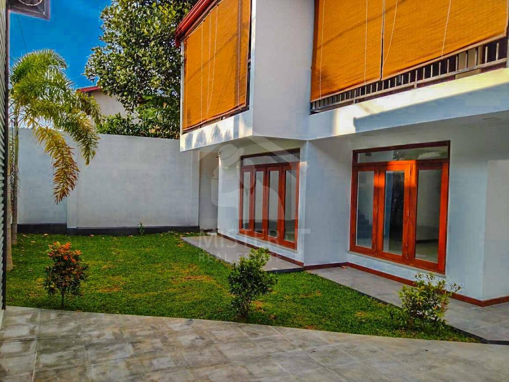 House for Rent in Kalubowila - image 5