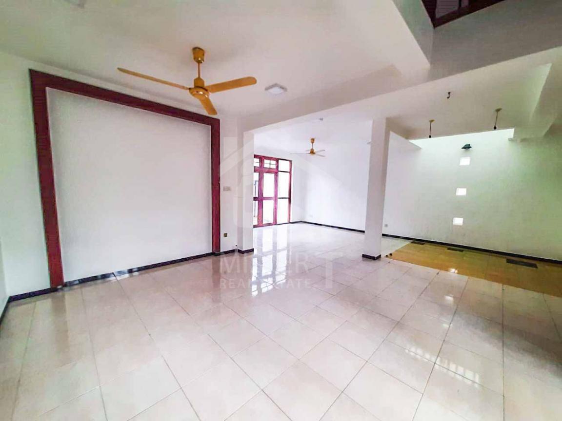 House for Rent in Kalubowila - image 5