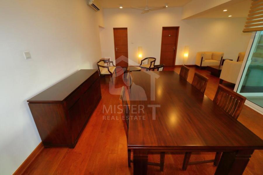 Luxury Furnished Apartment for Rent at The Element- image 5