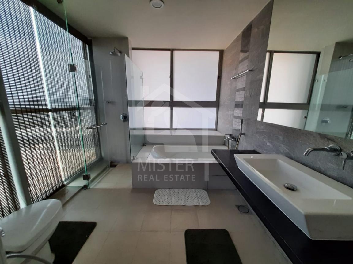 Apartment for Rent at The Emperor, Colombo 03- image 6