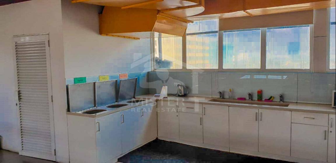 Commercial Property for Rent in Colombo- image 6