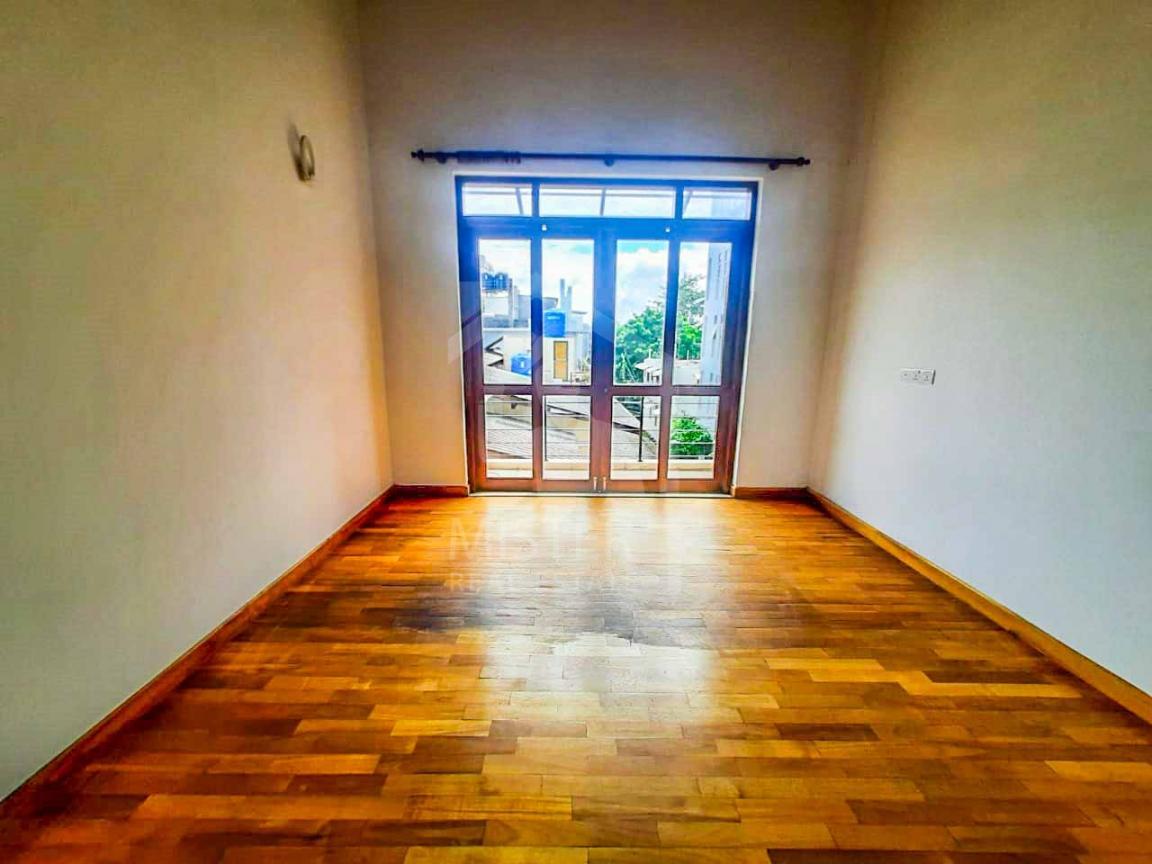 Commercial Property for Rent in Nawala - image 6