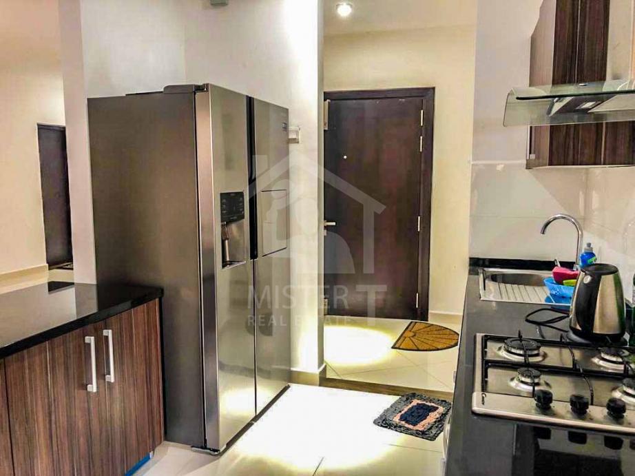 Apartment for Rent at The Lakefront - image 7