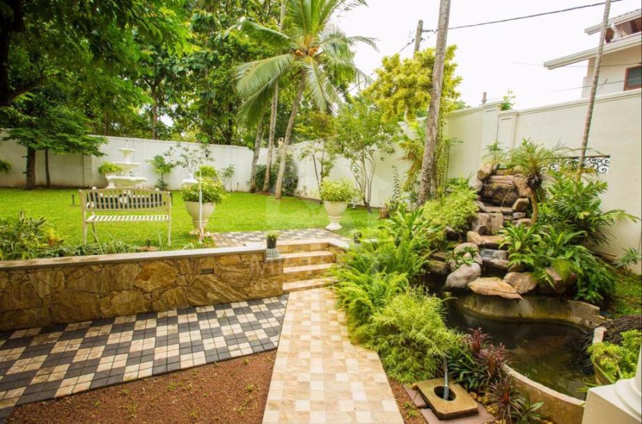 House for Rent in Nugegoda- image 8