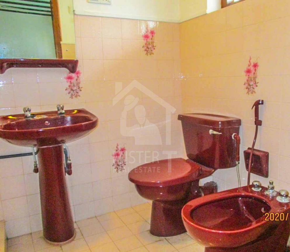 Commercial Property for Rent in Colombo- image 9