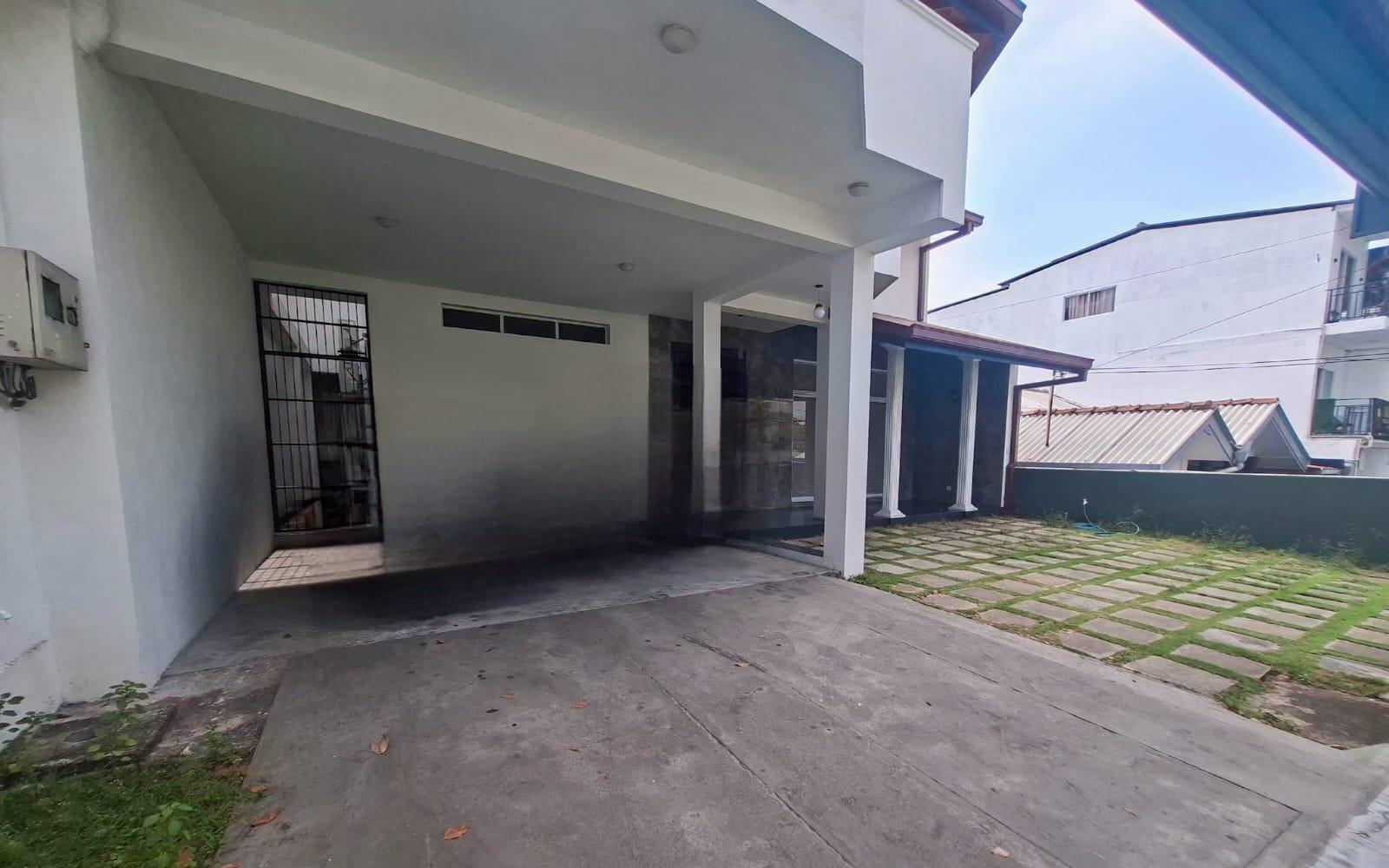 Commercial Property For Rent In Colombo 05- image 2