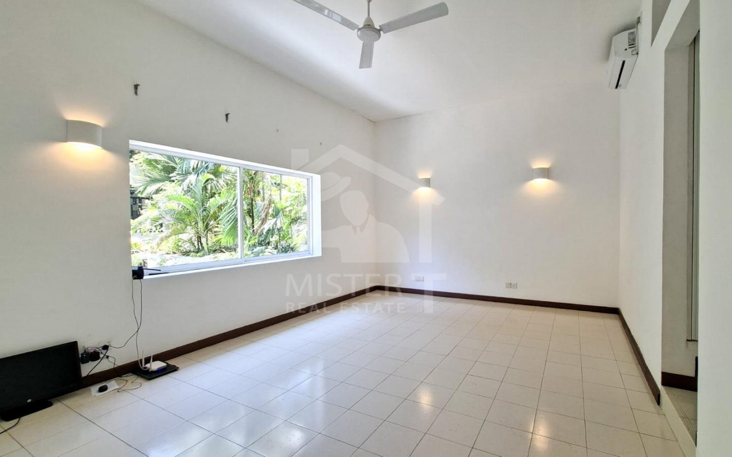 Commercial property for Rent in Colombo 03- image 2