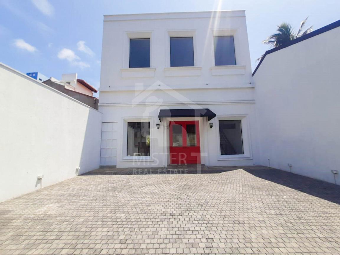 Commercial Property For Rent in Colombo 05- image 1