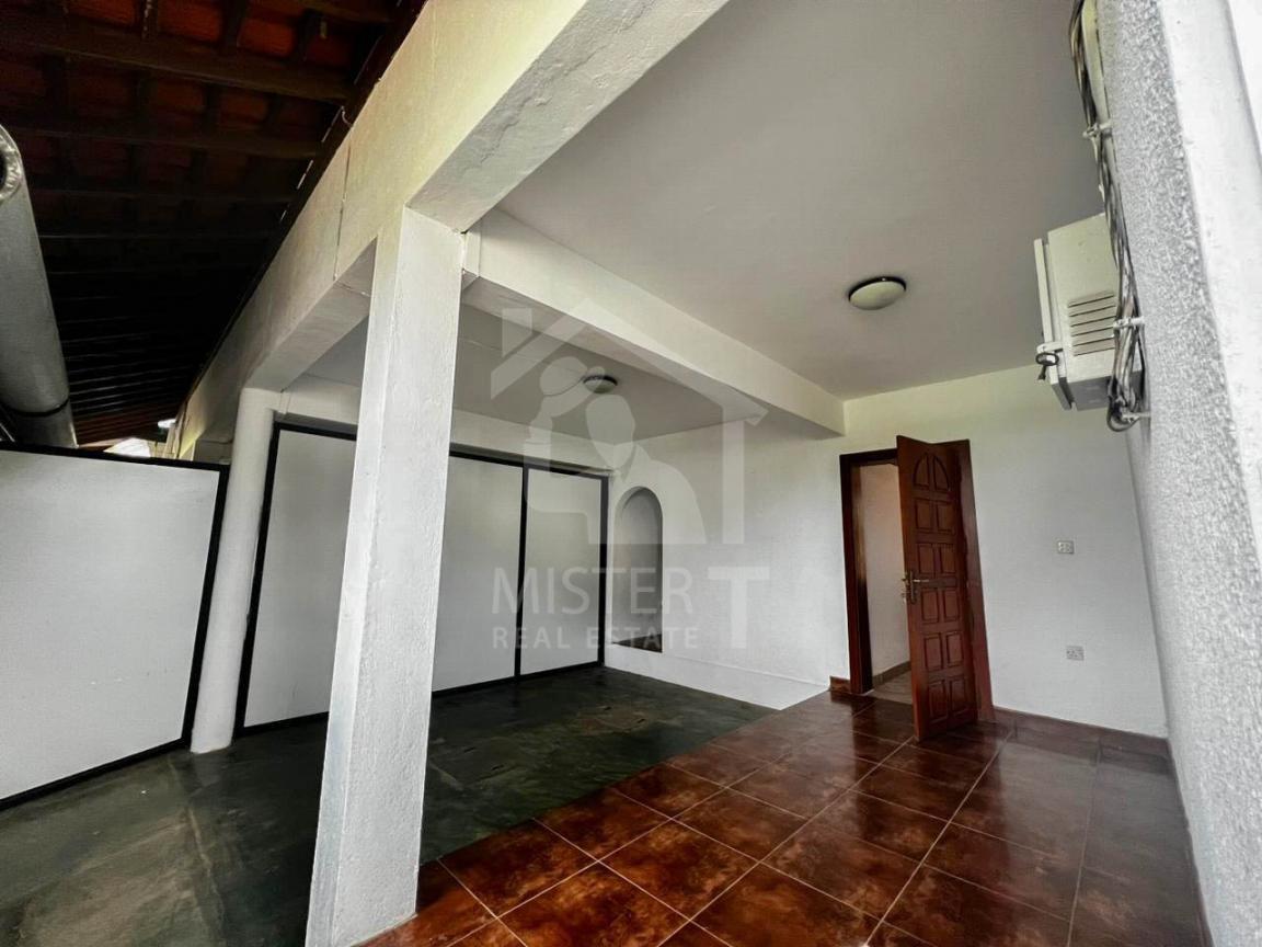 House For Rent in Nawala- image 2