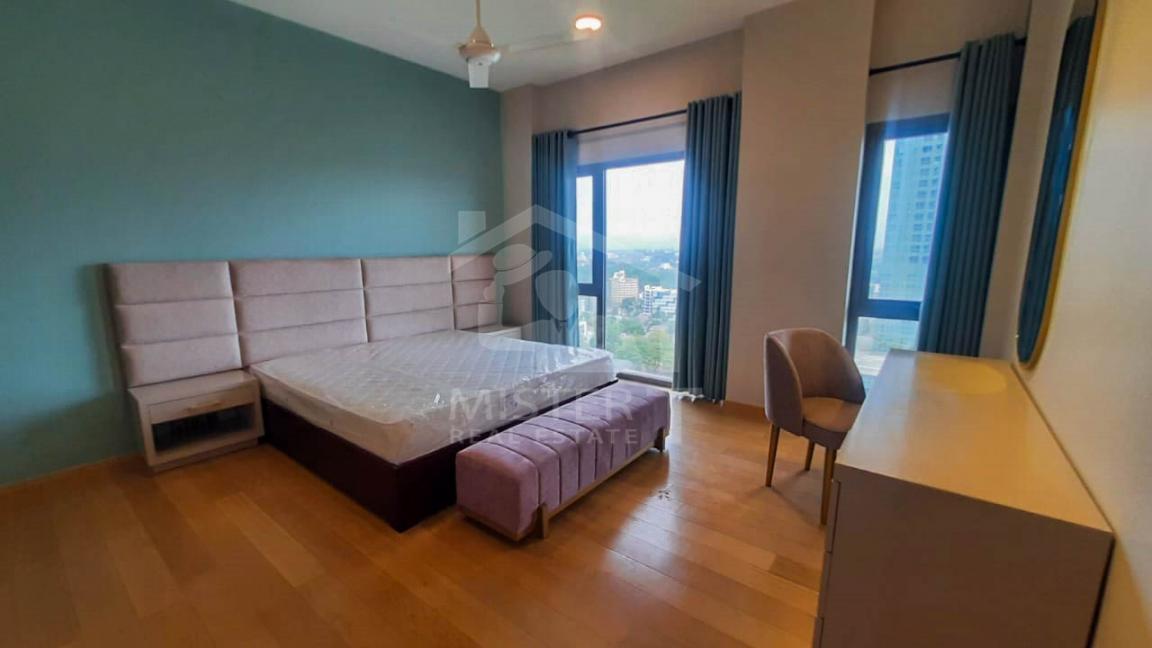 2 1/2 Bedroom Apartment for Rent at Altair- image 2