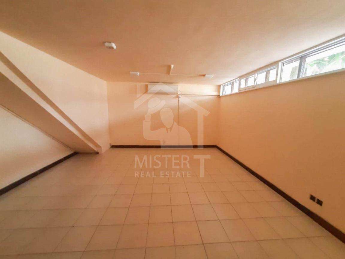 Commercial Property for Rent in Colombo 05 - image 3