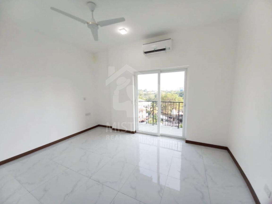 Apartment for Rent at Nalanda Gate, Colombo 10- image 3