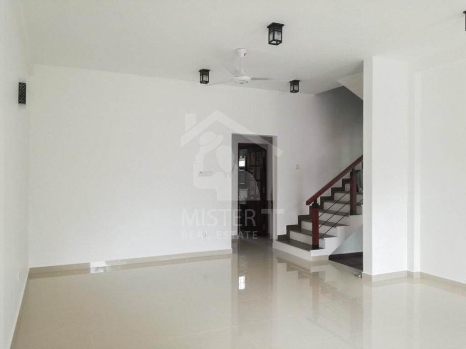 House For Rent in Boralesgamuwa- image 3