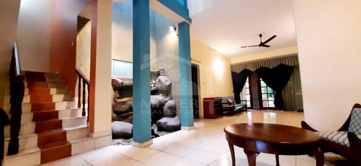 House For Rent in Nugegoda- image 4