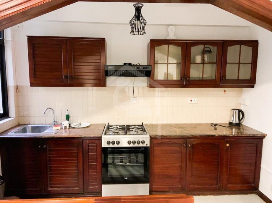 Apartment For Rent at Royal Court - image 4