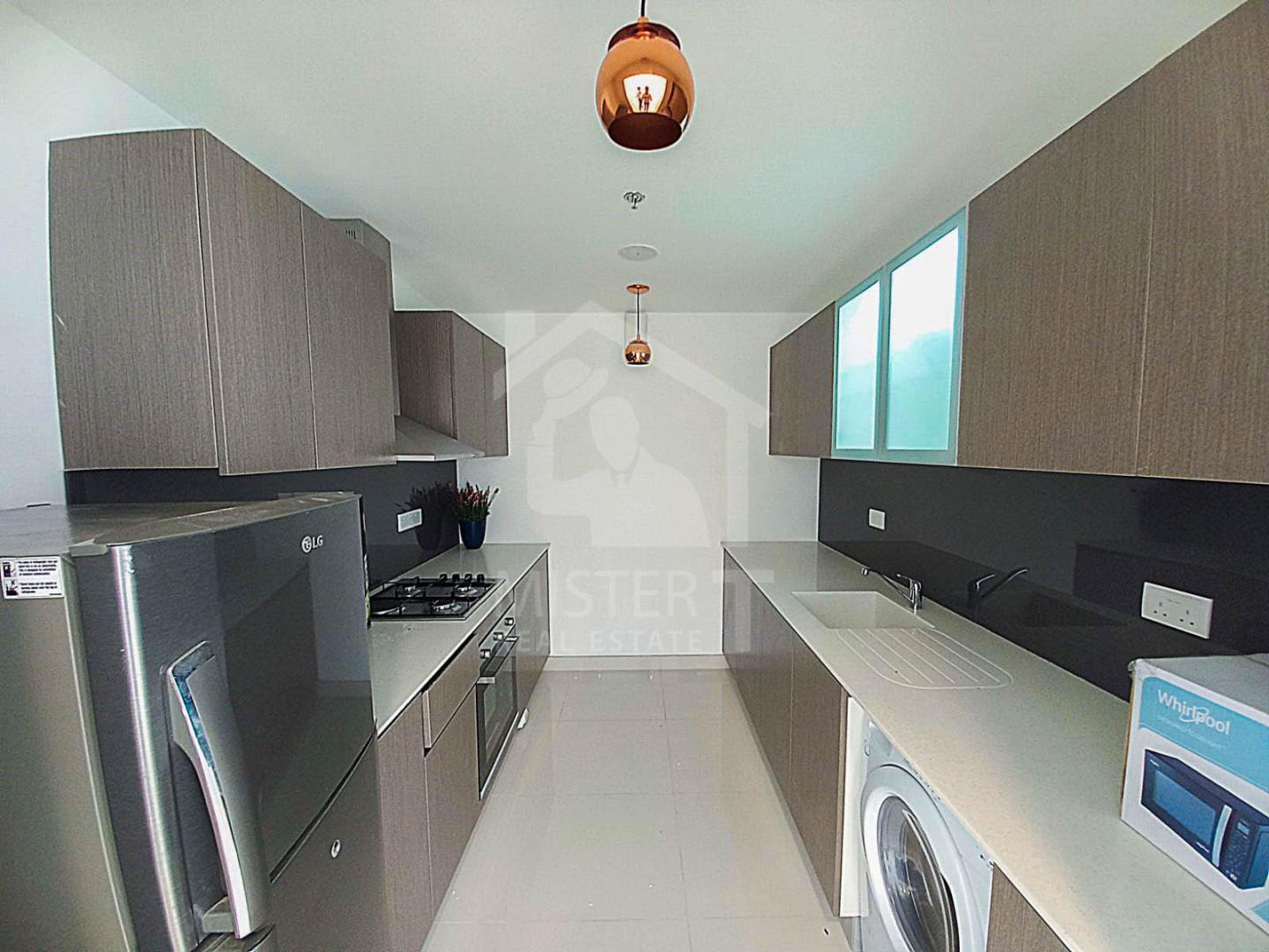 Apartment for Rent at Fairway Urban Homes - image 4