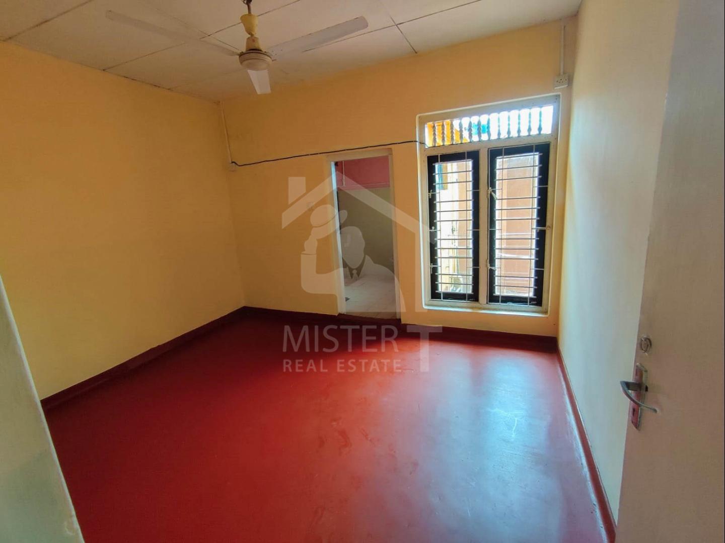 Commercial Property For Rent in Mount Lavinia- image 5