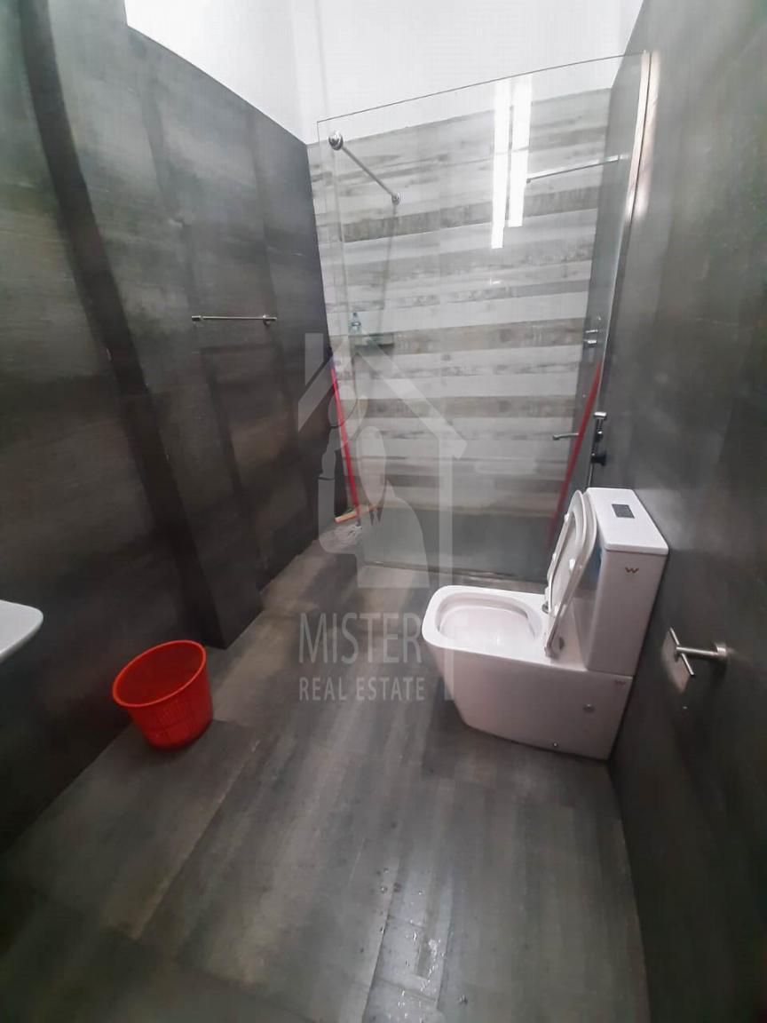 Commercial property for rent in Colombo 07- image 5