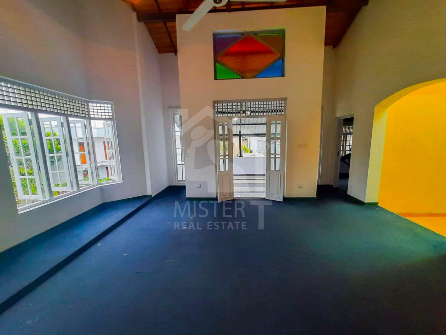 Commercial Property For Rent in Nawala- image 5