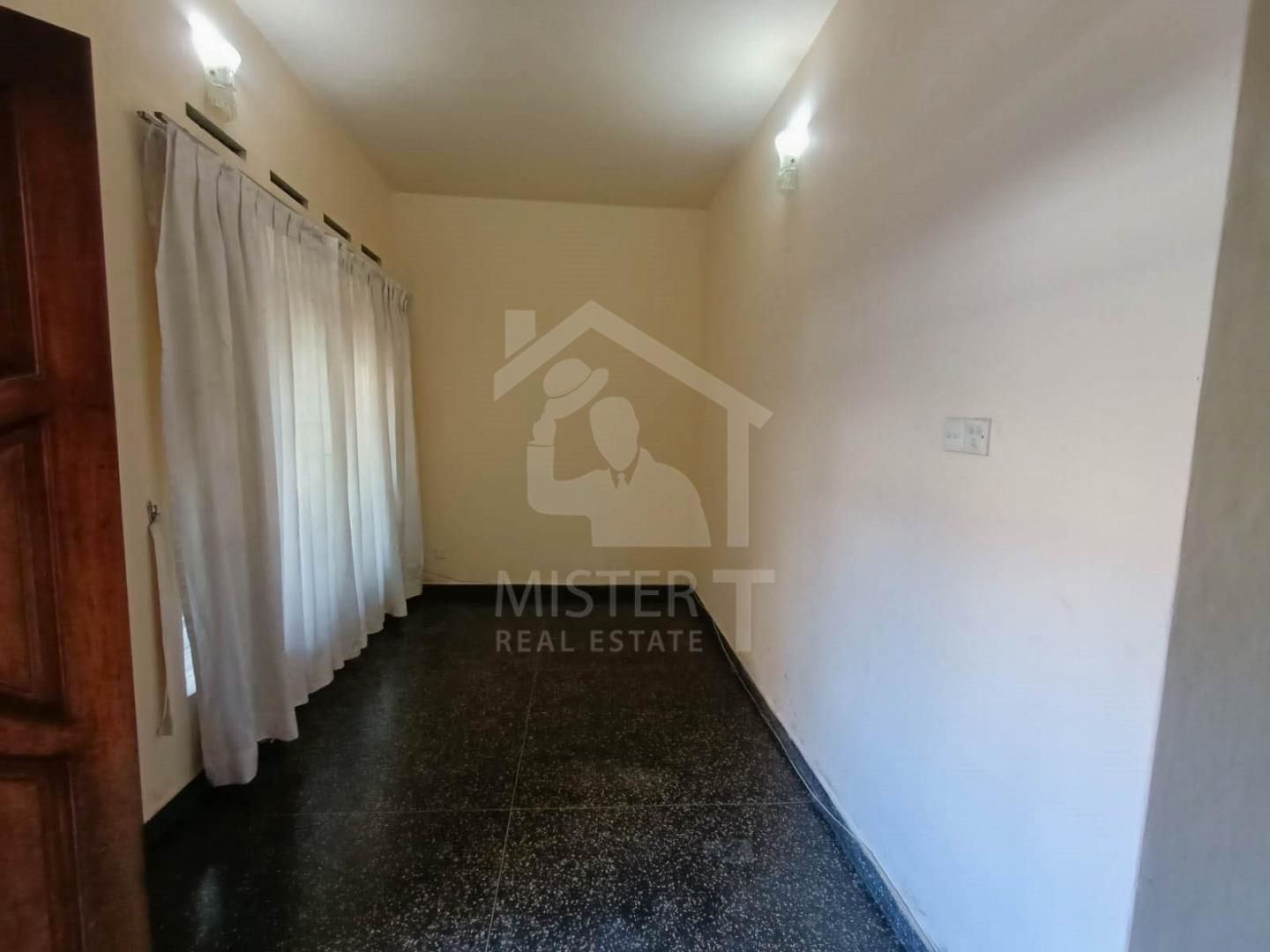 Commercial Property for Rent in Colombo 05- image 5