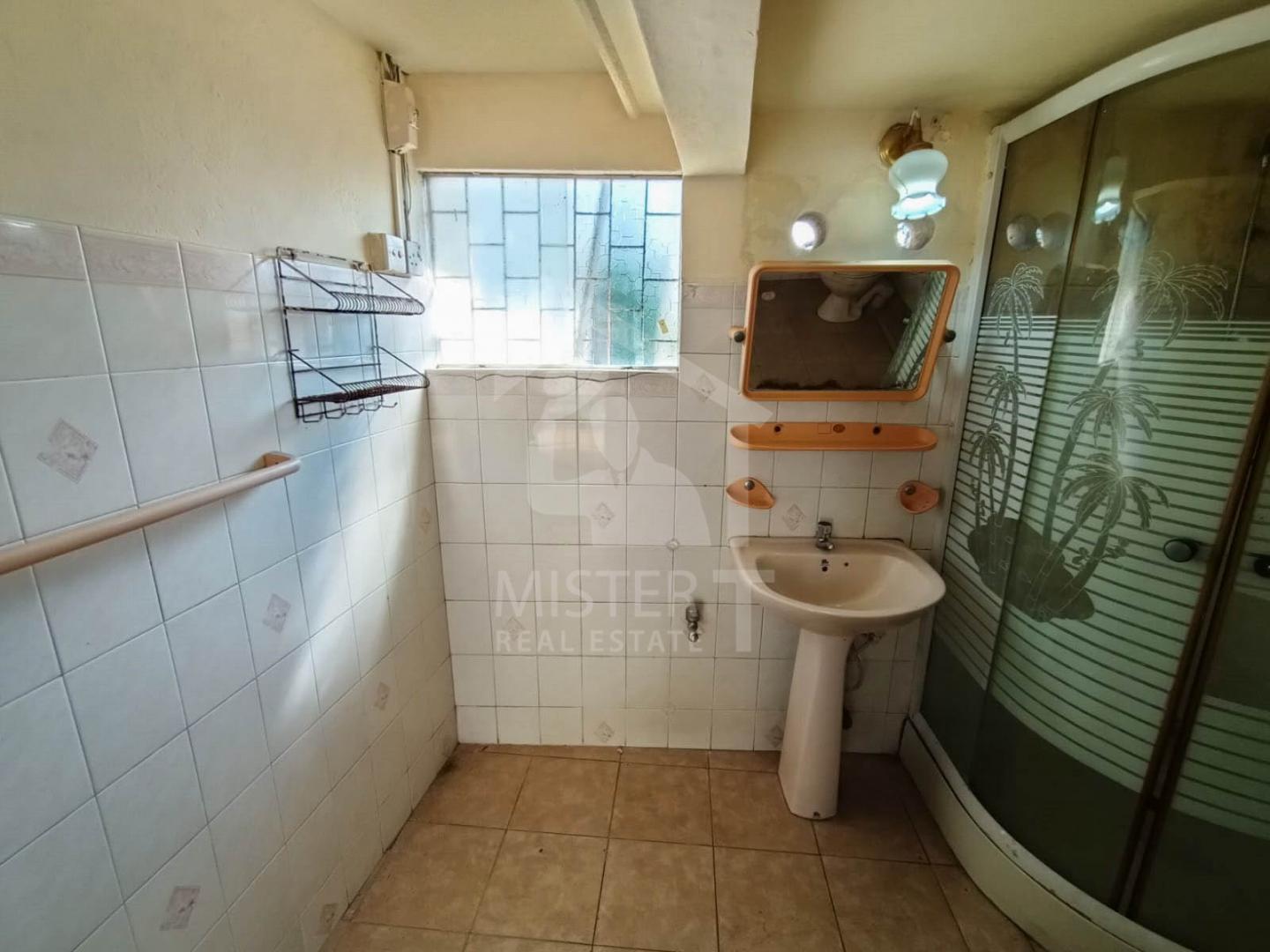 Commercial Property for Rent in Colombo 05- image 6