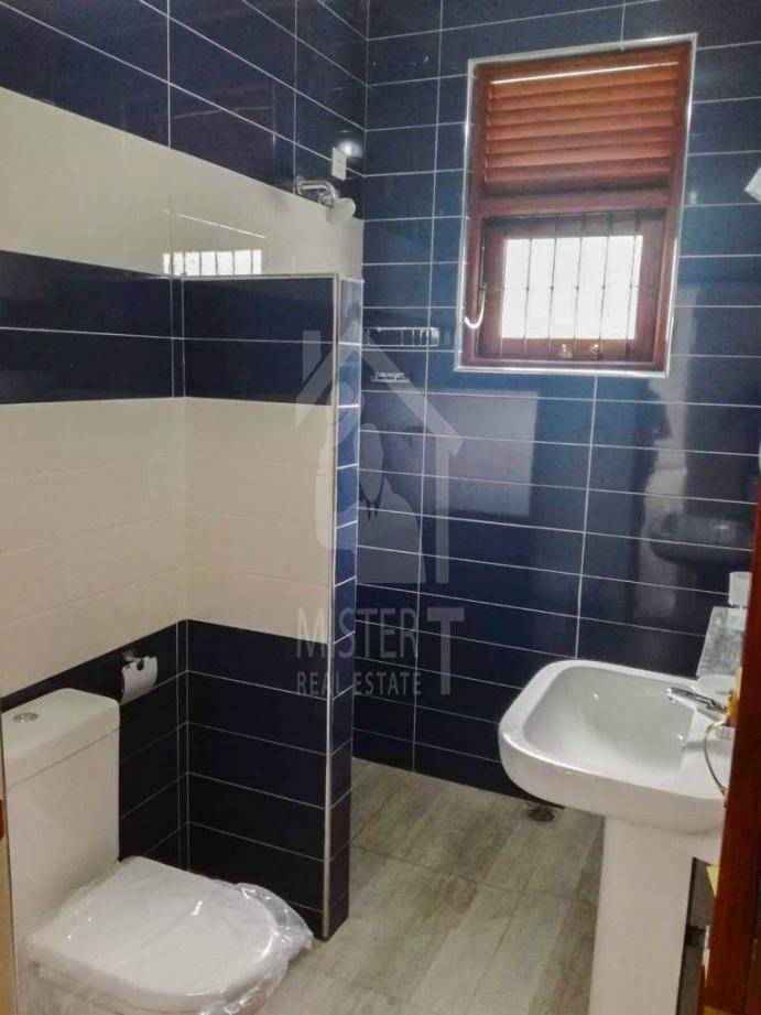 House For Rent in Boralesgamuwa- image 6