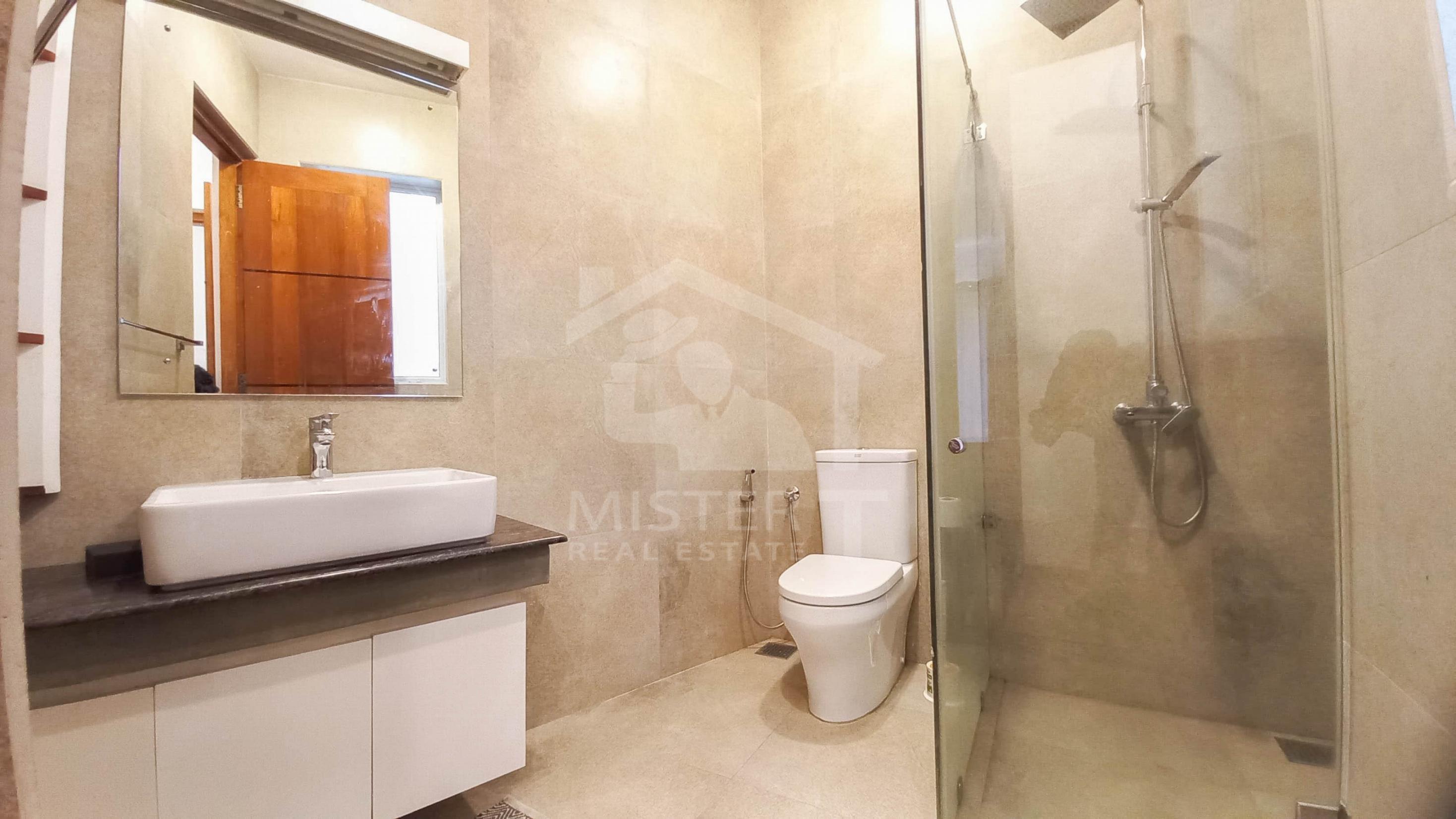 Private Apartment for Rent in Colombo 07- image 6