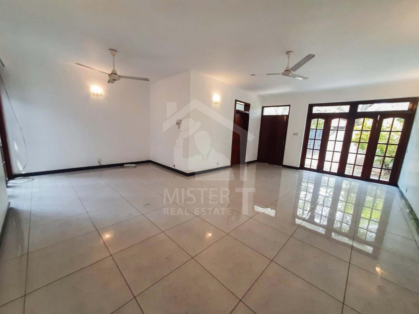 House for Rent in Colombo 05 - image 1