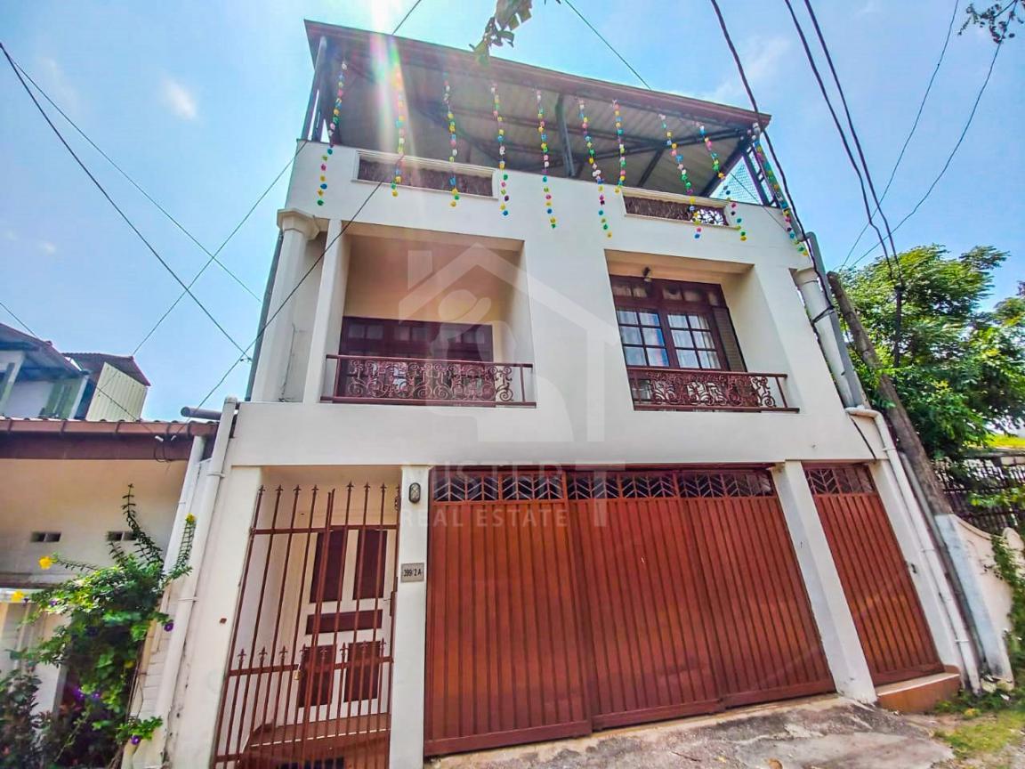 House for Rent in Nawala - image 1