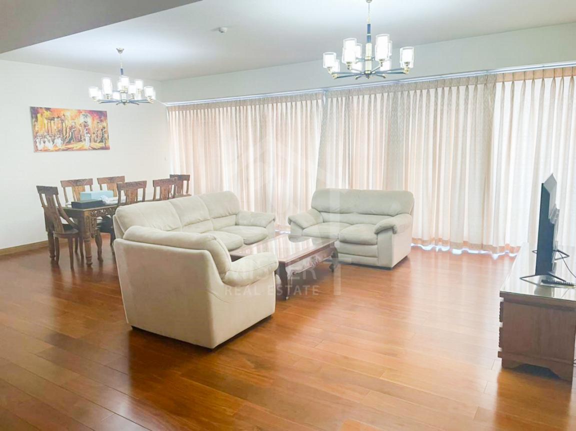 Apartment for Rent at The Residence at OGF- image 1