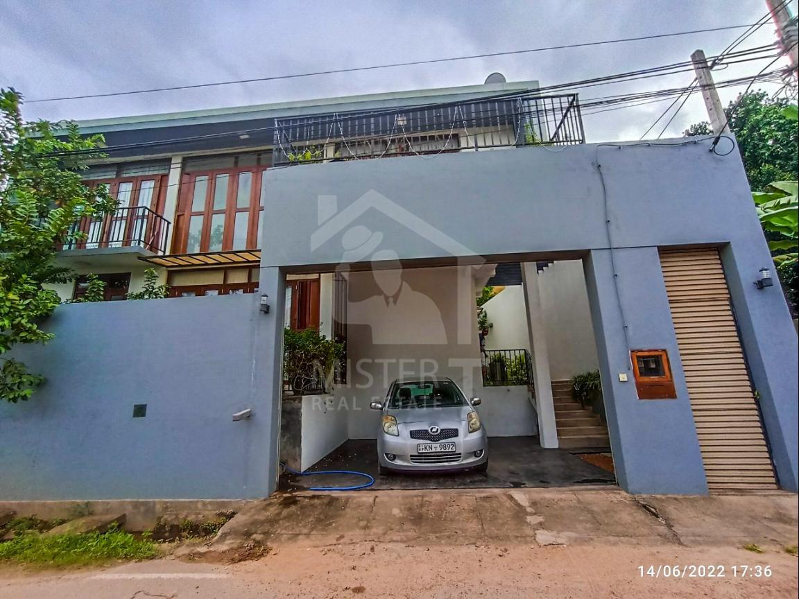 House for Rent in Nugegoda - image 1