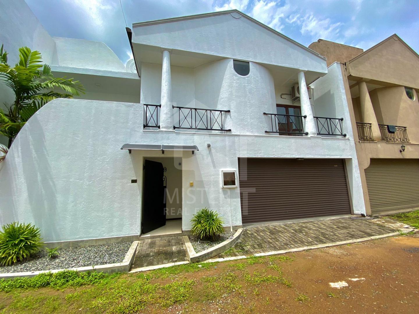 House for Rent in Pelawatta - image 1