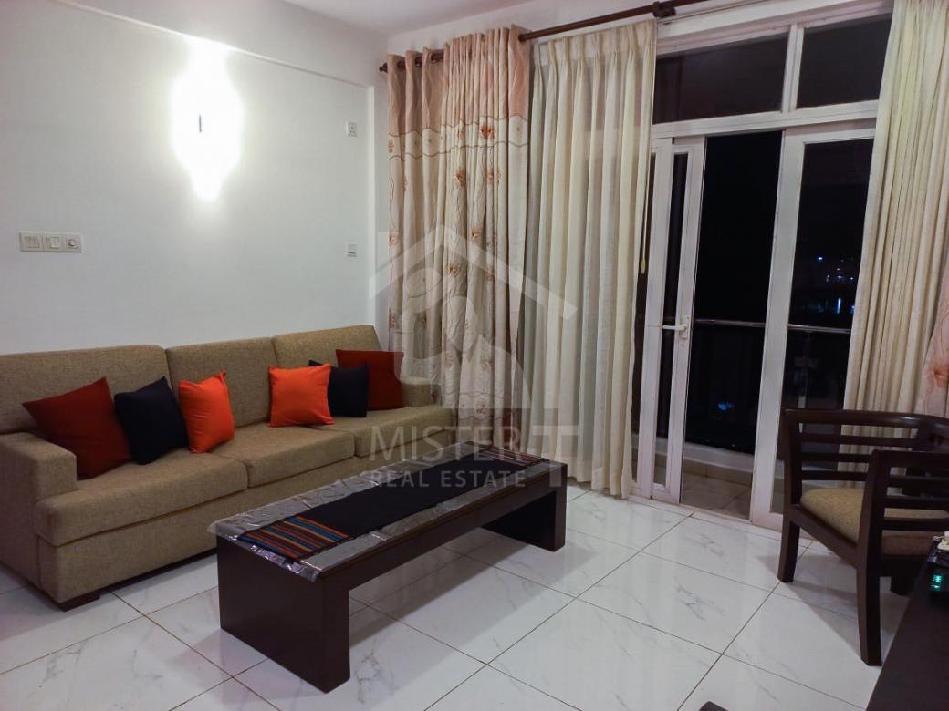 Apartment for Rent in Colombo 04- image 1