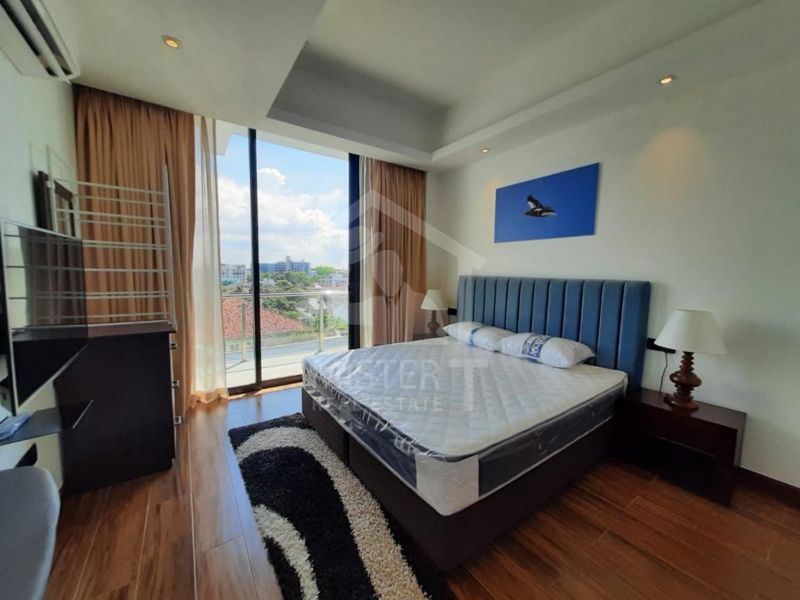 Studio Apartment for rent in Colombo 07- image 1