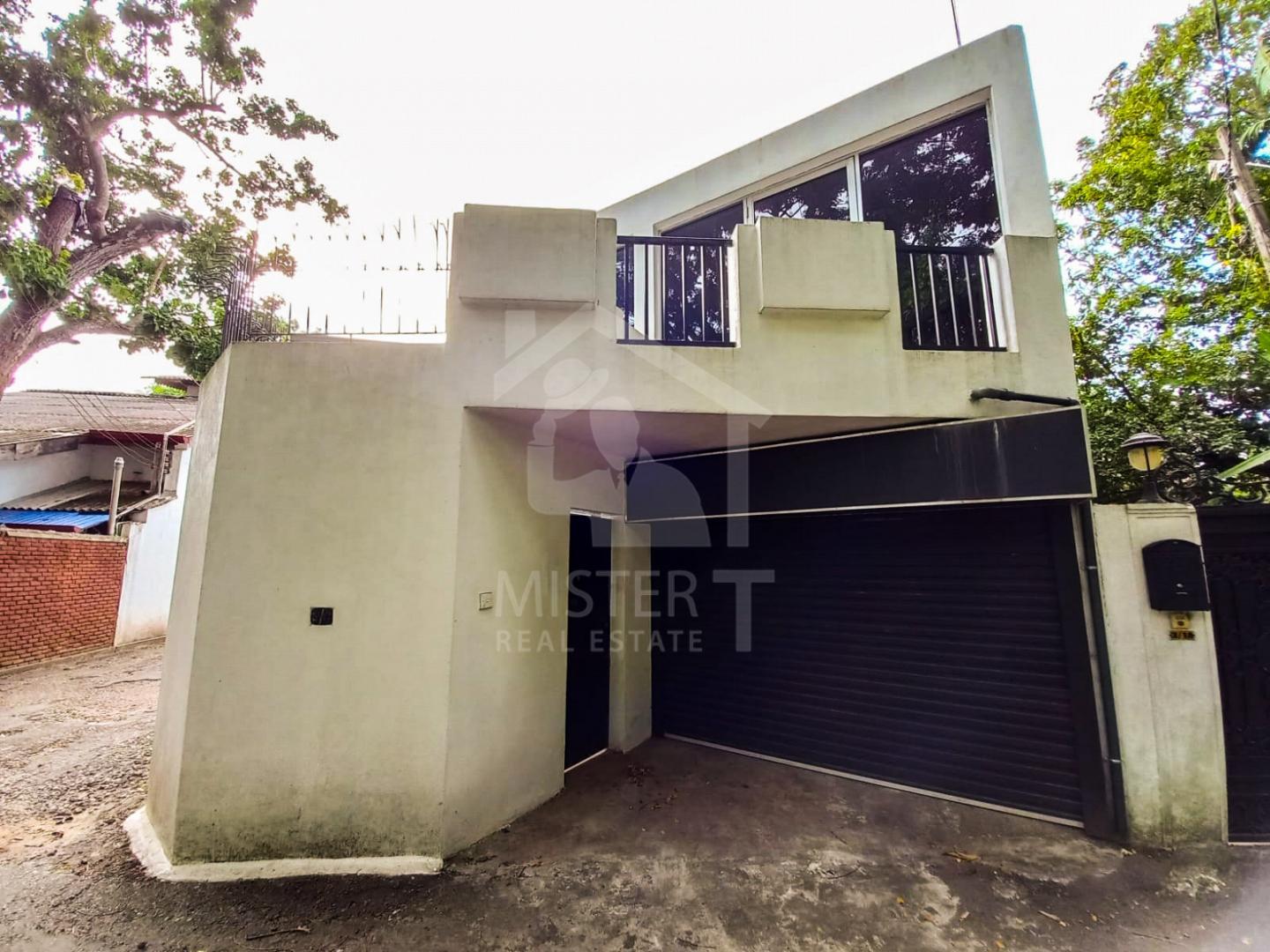 House for Rent in Colombo 05 - image 1