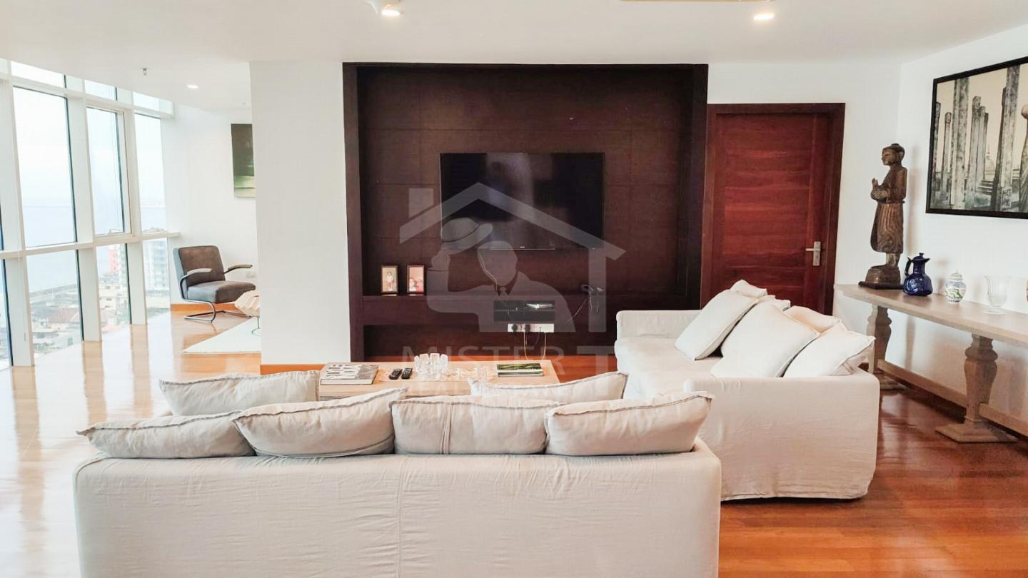 Apartment for Rent at Platinum One, Colombo 03- image 1